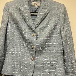 Gorgeous Baby Blue Le Suit Skirt set size 12